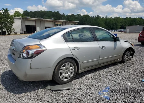 2011 Nissan Altima Base z USA, uszkodzony, nr VIN 1N4AL2AP4BN417846